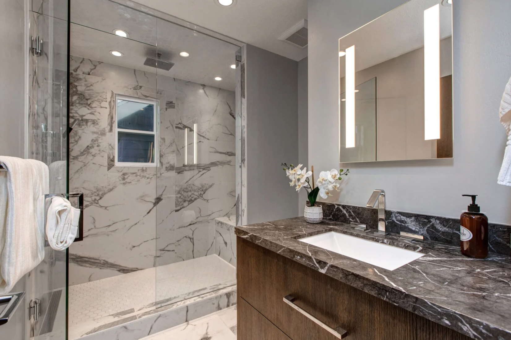 Old Town Home - Image 17